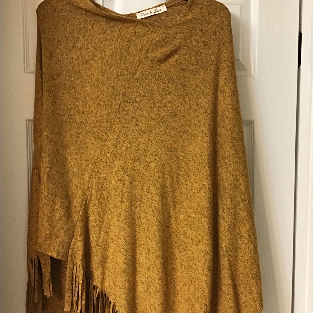Vine & Love Fringe Shawl